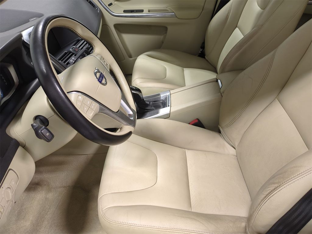 2016 Volvo XC60 T6 11