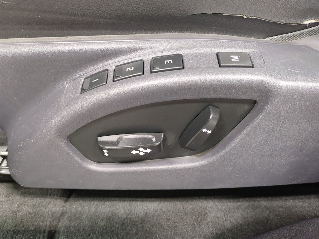 Thumbnail: 2011 Volvo XC60 - 27
