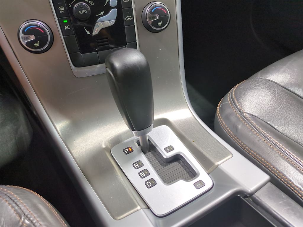 Thumbnail: 2011 Volvo XC60 - 16
