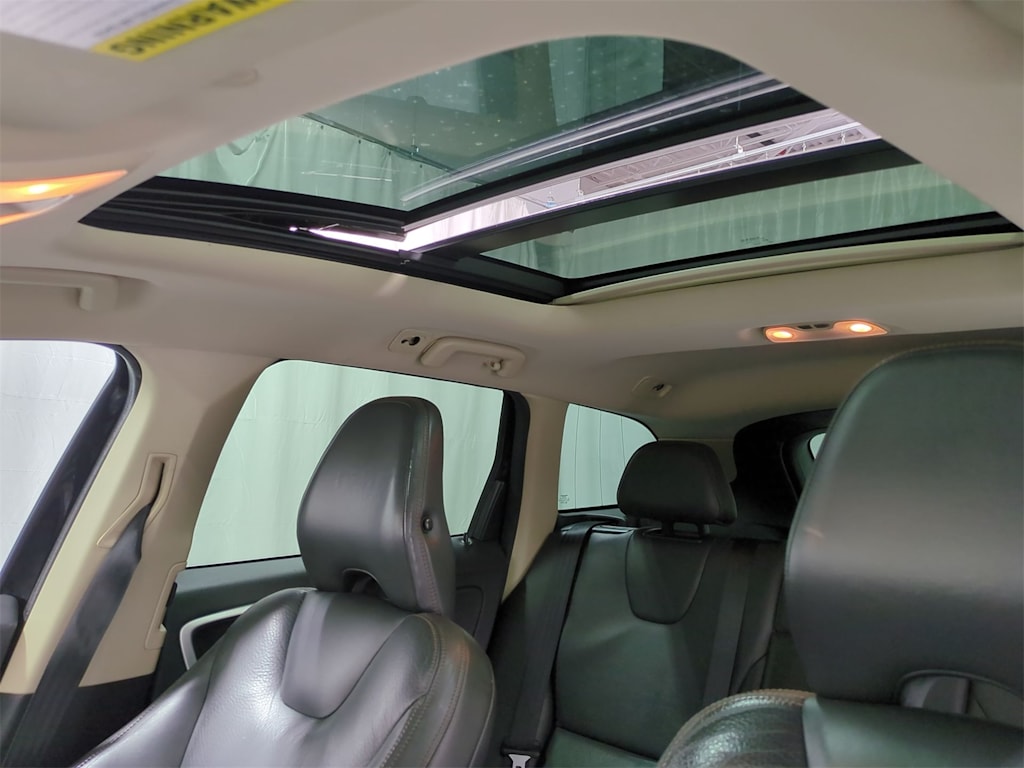 Thumbnail: 2011 Volvo XC60 - 28