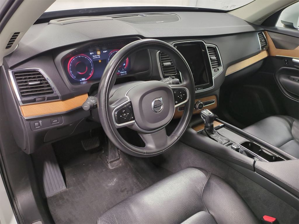 Thumbnail: 2022 Volvo XC90 - 2