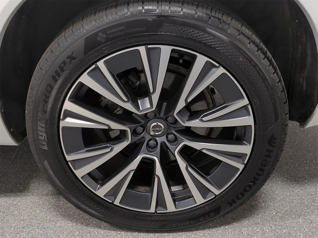 Thumbnail: 2022 Volvo XC90 - 8