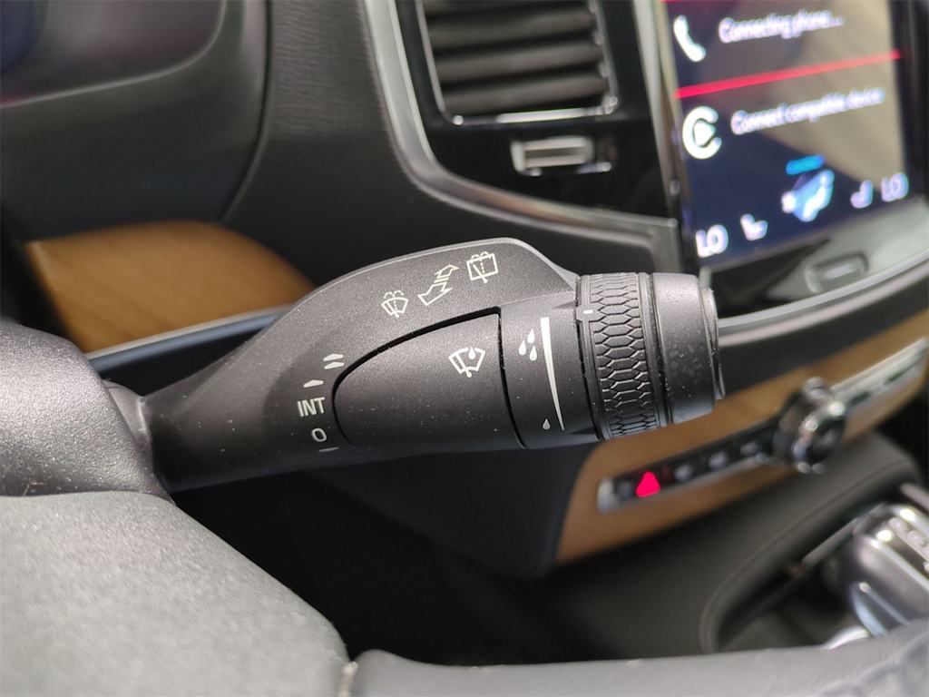 Thumbnail: 2022 Volvo XC90 - 34