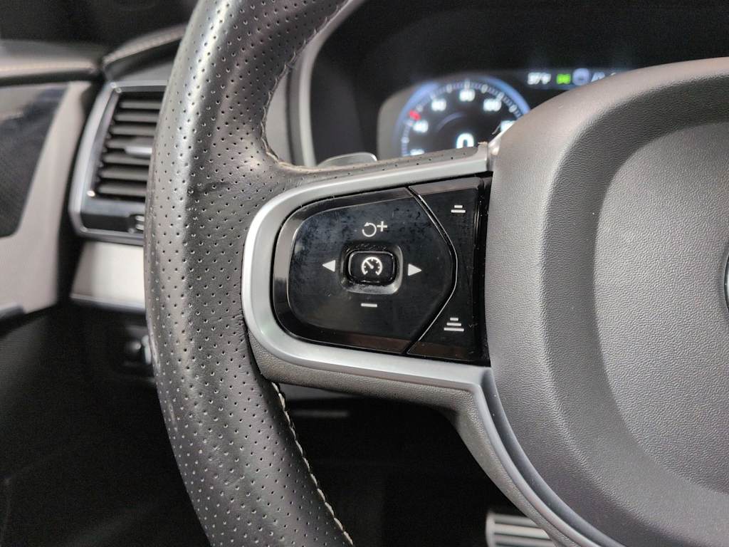 Thumbnail: 2019 Volvo XC90 - 32