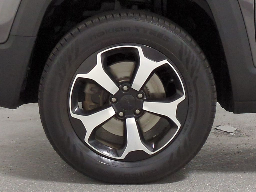 Thumbnail: 2019 Jeep Renegade - 8