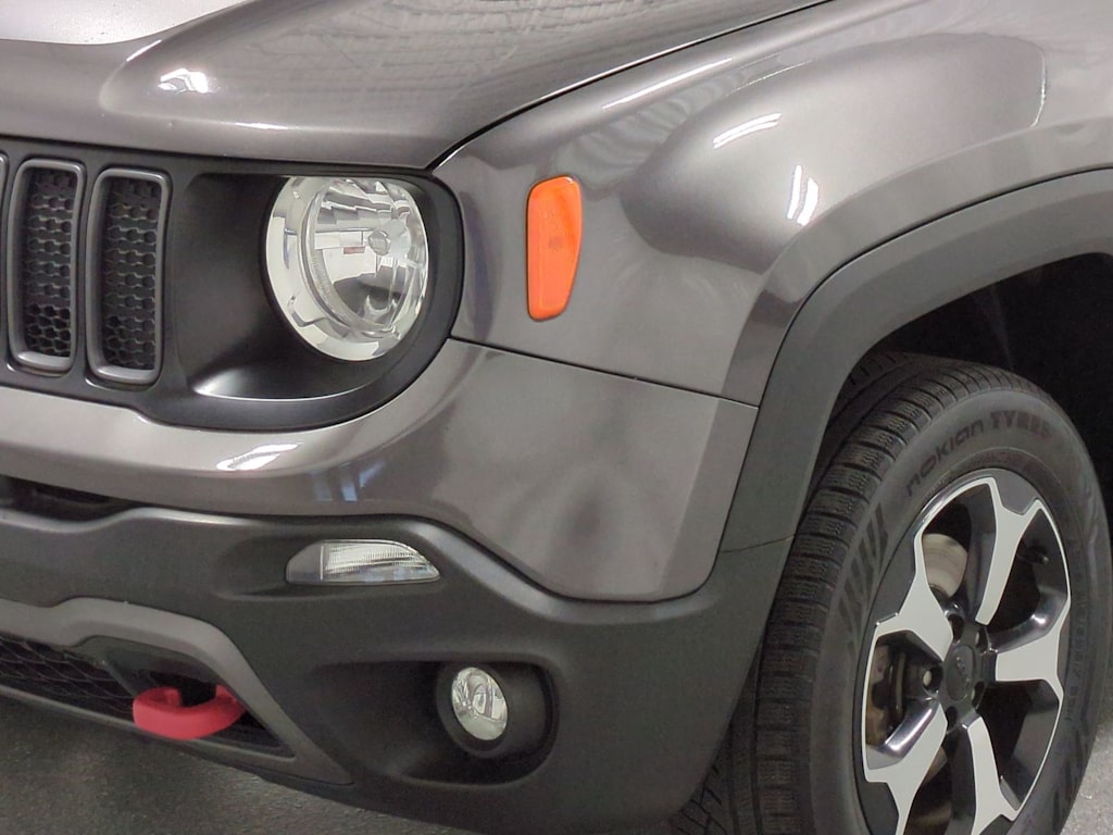 Thumbnail: 2019 Jeep Renegade - 24