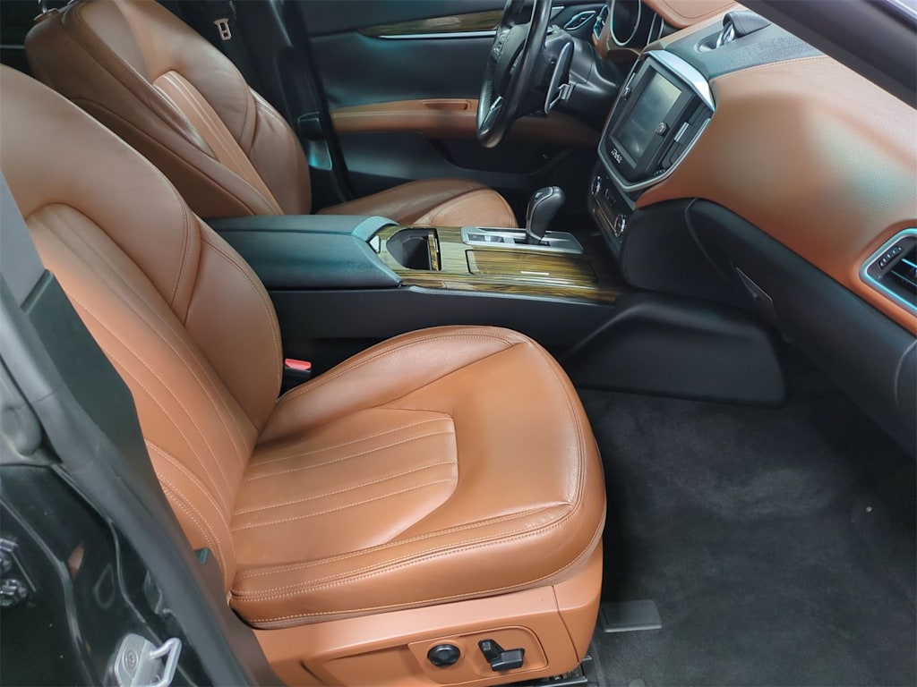 Thumbnail: 2014 Maserati Ghibli - 28
