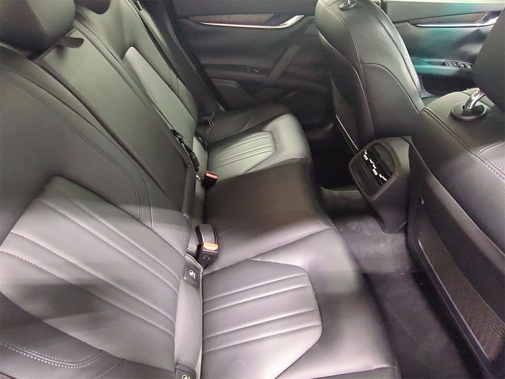 Thumbnail: 2014 Maserati Ghibli - 28