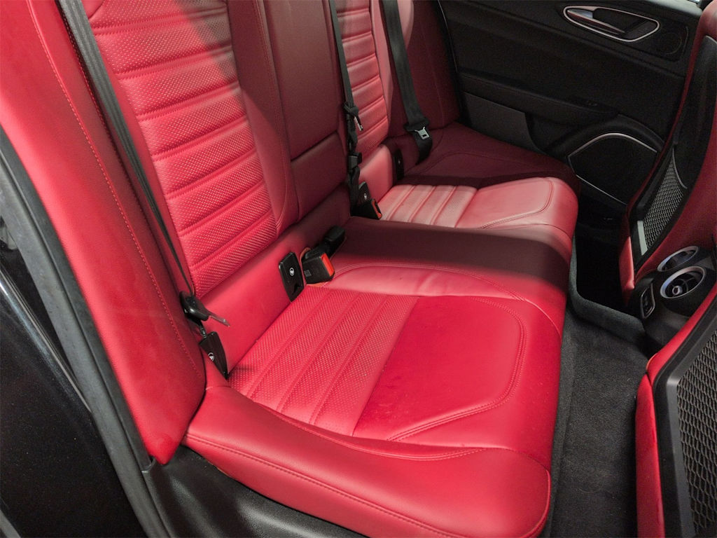 Thumbnail: 2023 Alfa Romeo Giulia - 26