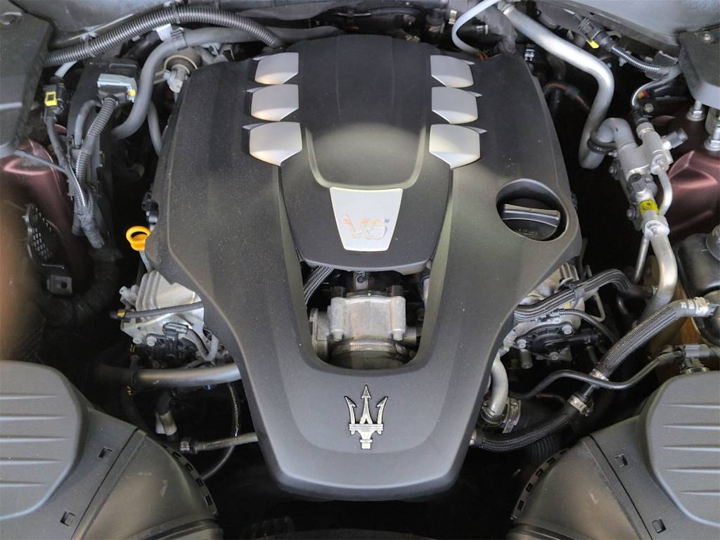 Thumbnail: 2019 Maserati Levante - 9