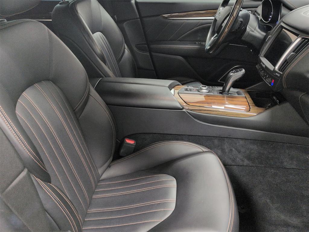 Thumbnail: 2019 Maserati Levante - 12