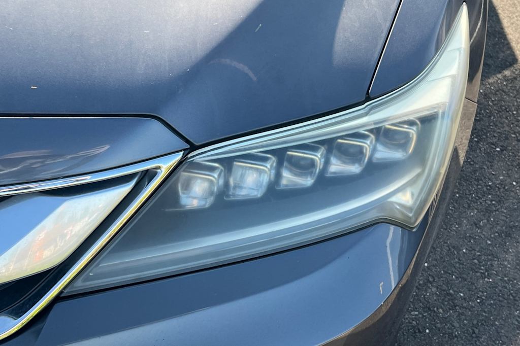 Thumbnail: 2017 Acura ILX - 12