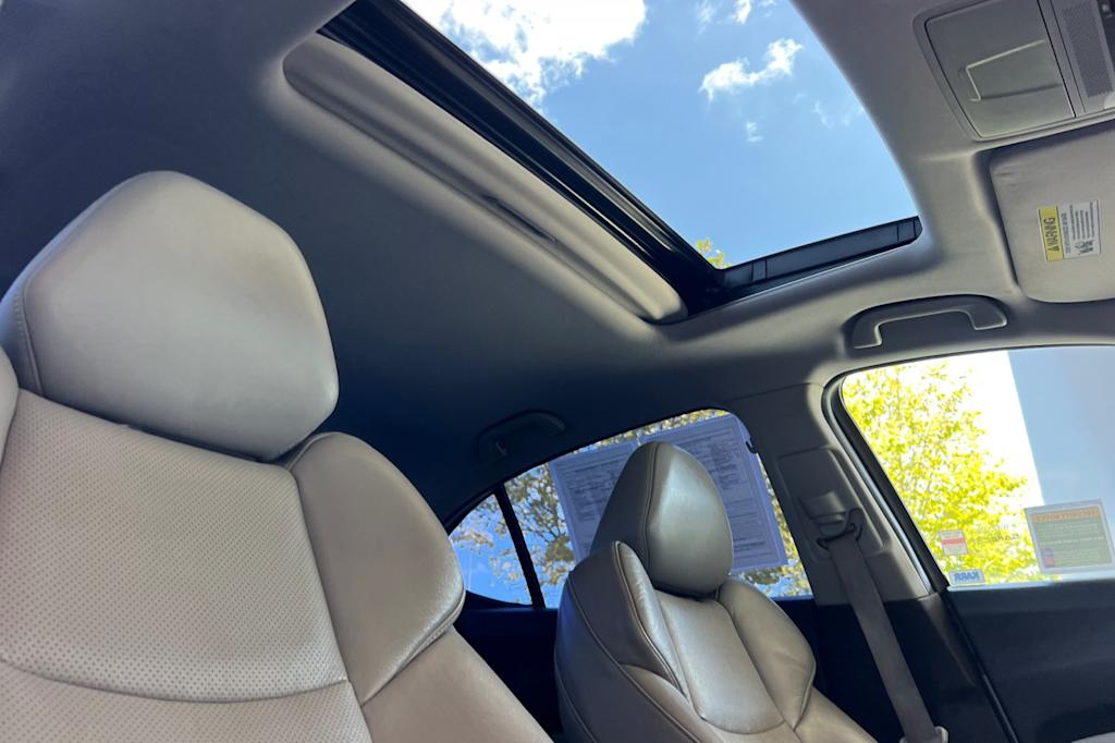 Thumbnail: 2015 Acura TLX - 22