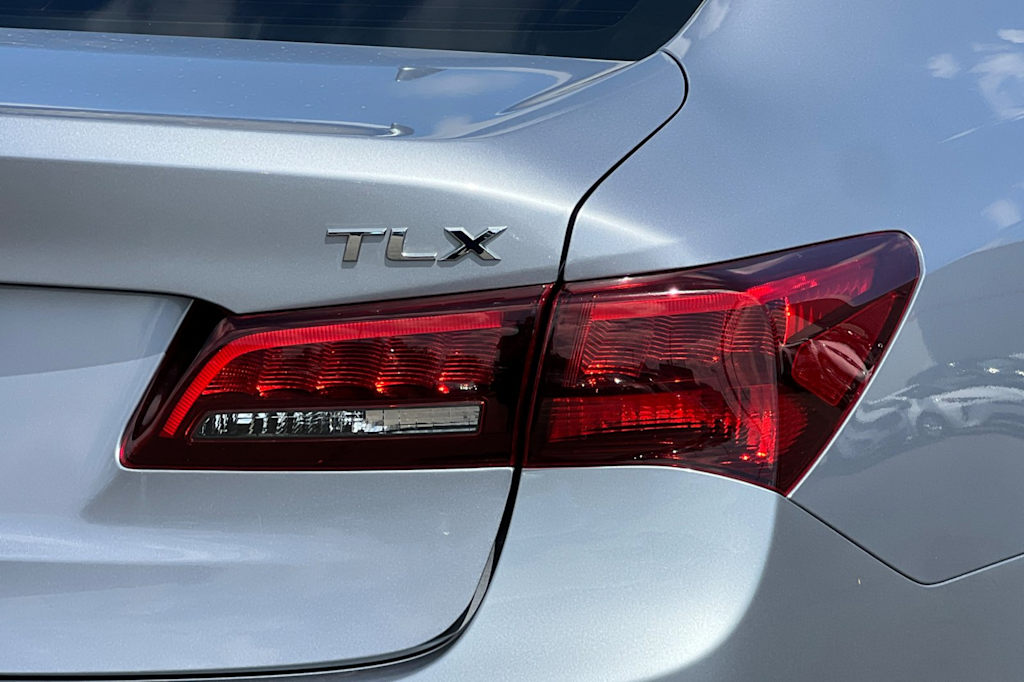 Thumbnail: 2015 Acura TLX - 33