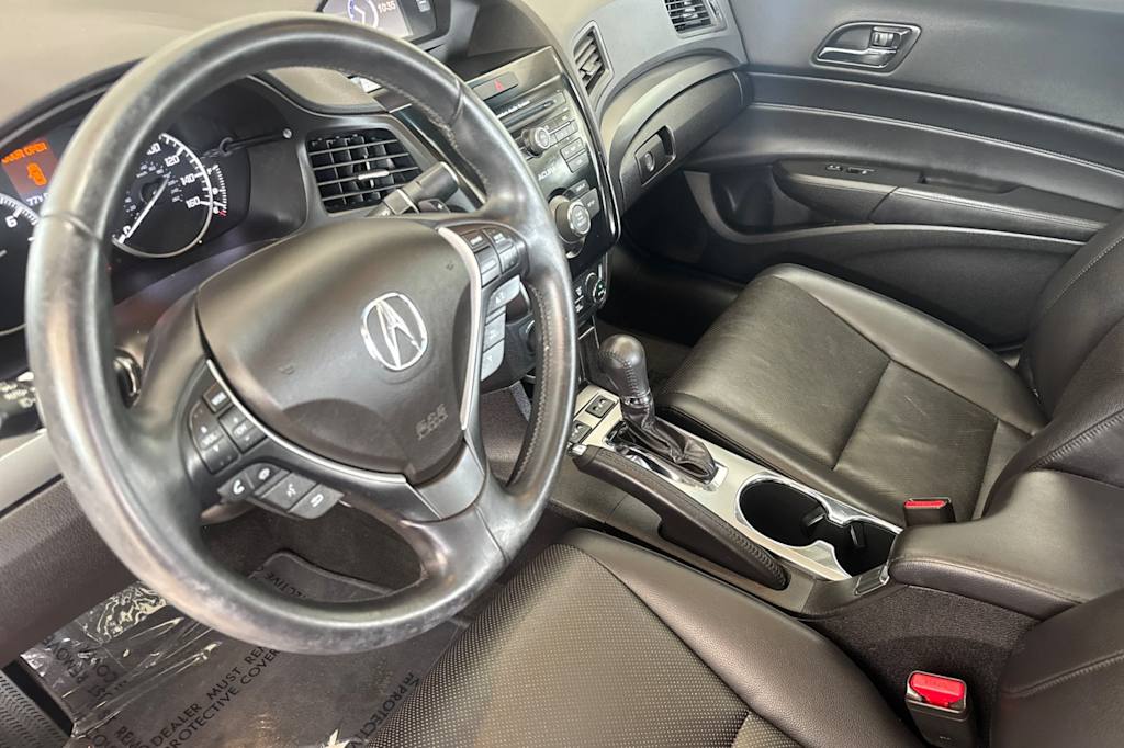 Thumbnail: 2013 Acura ILX - 8