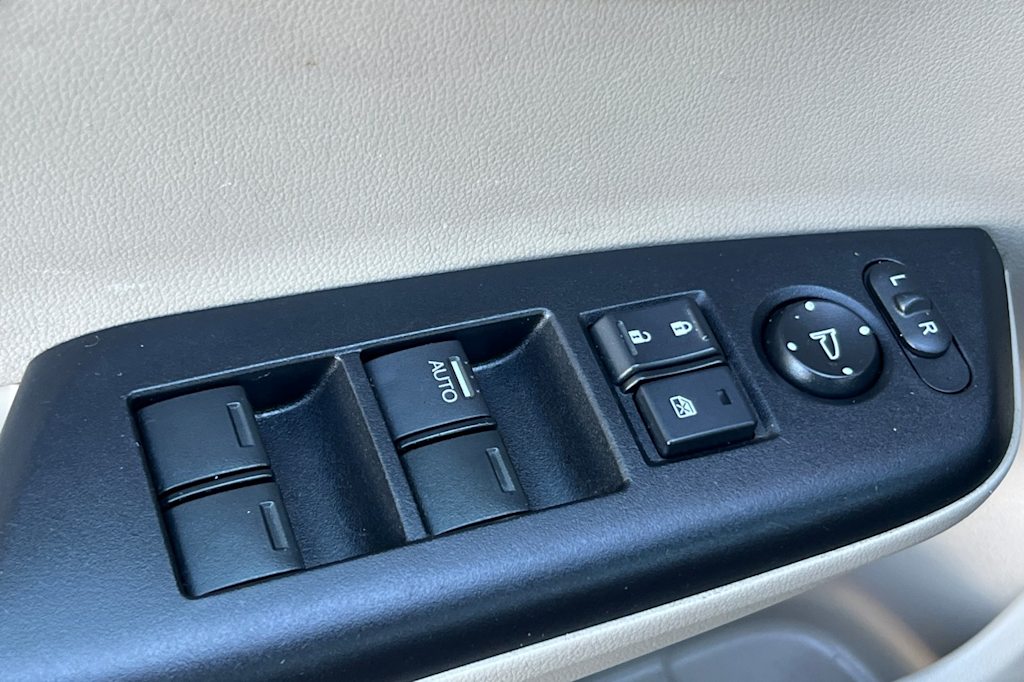 Thumbnail: 2013 Honda Civic - 22