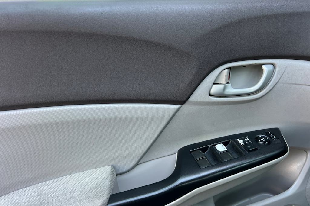 Thumbnail: 2012 Honda Civic - 20