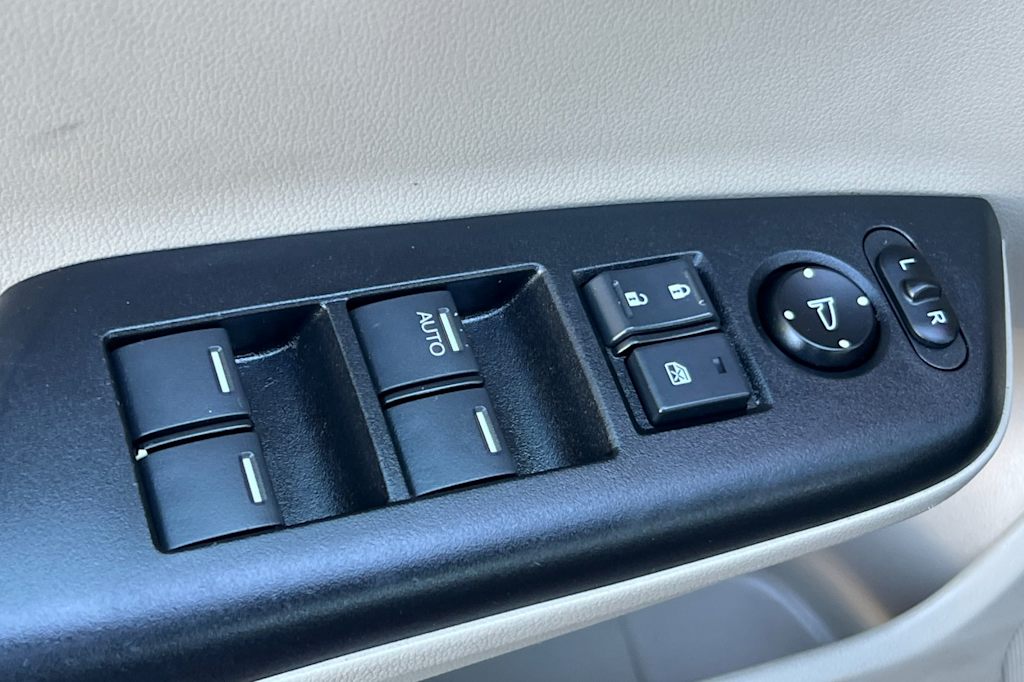 Thumbnail: 2015 Honda Civic - 20