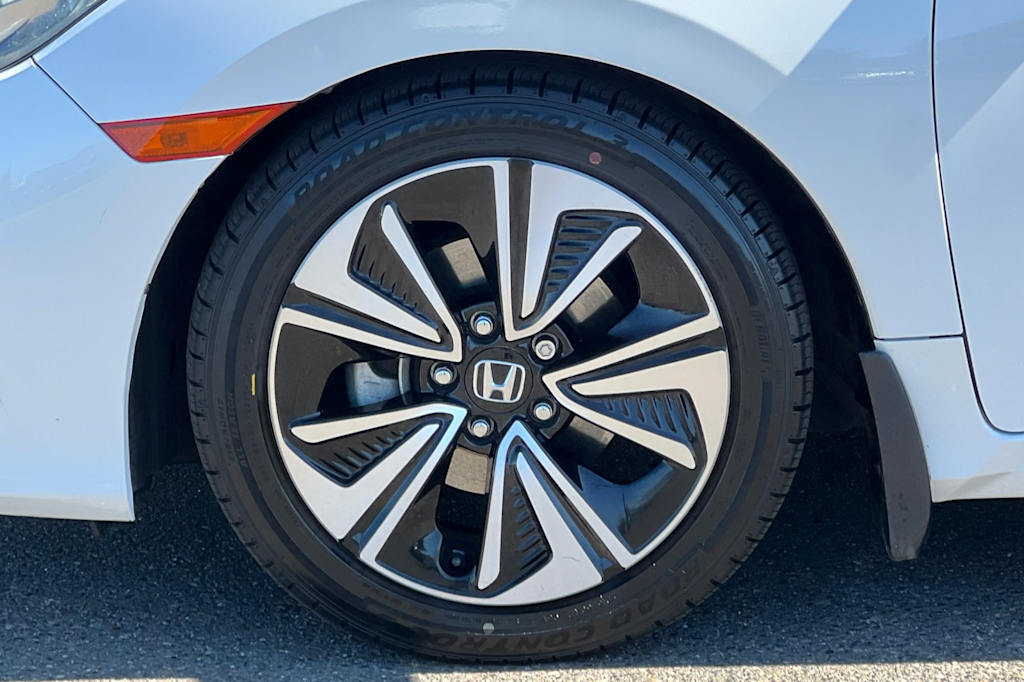 Thumbnail: 2016 Honda Civic - 7