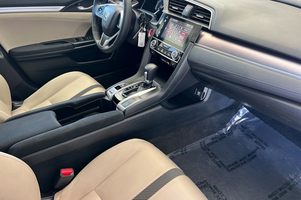Thumbnail: 2016 Honda Civic - 11