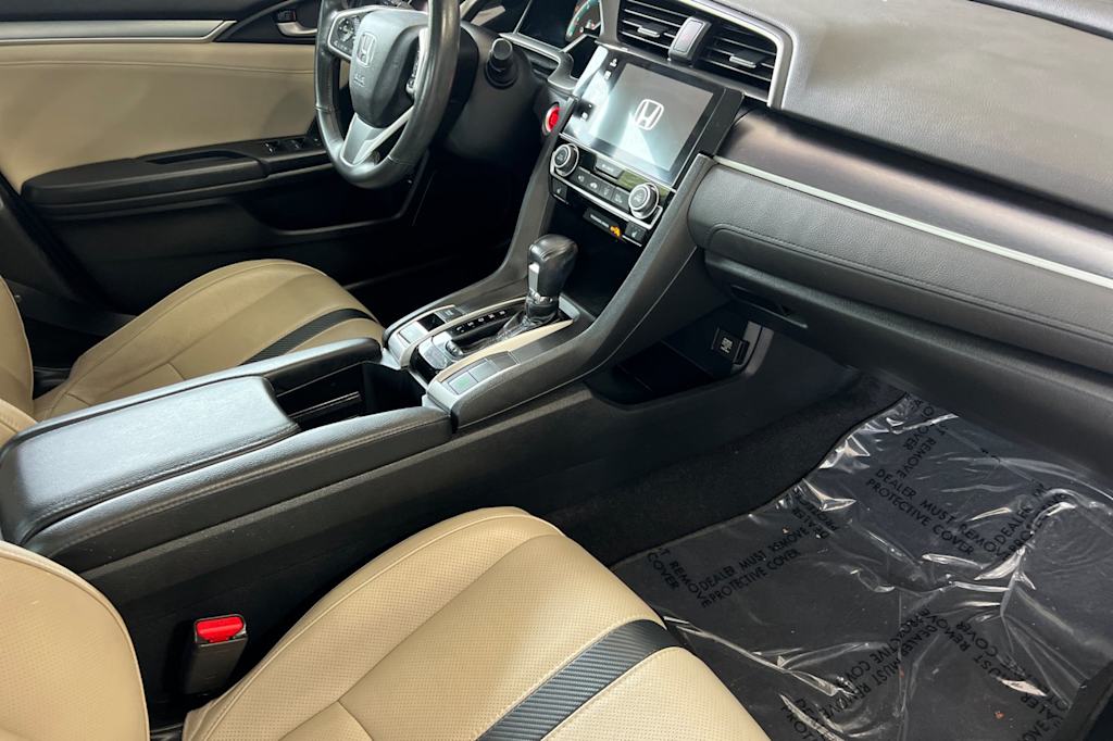 Thumbnail: 2016 Honda Civic - 11