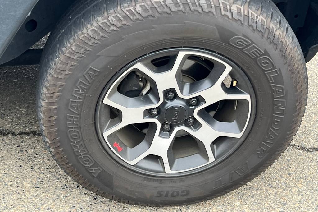 Thumbnail: 2015 Jeep Wrangler - 5