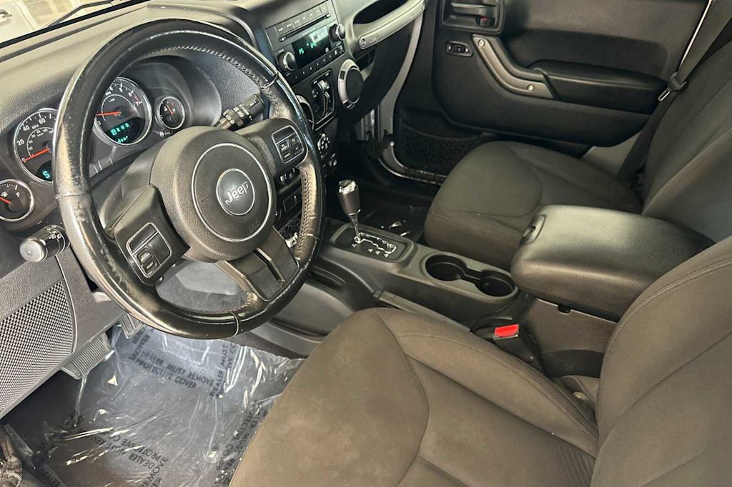 Thumbnail: 2017 Jeep Wrangler - 11