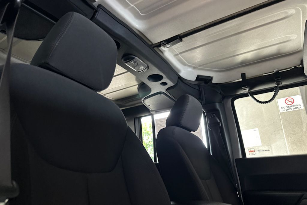 Thumbnail: 2017 Jeep Wrangler - 24