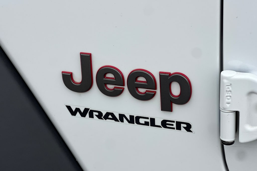 Thumbnail: 2021 Jeep Wrangler - 32