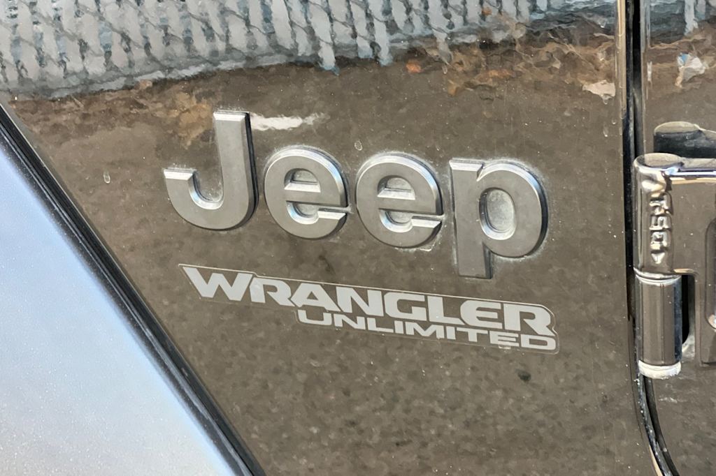 Thumbnail: 2020 Jeep Wrangler - 23