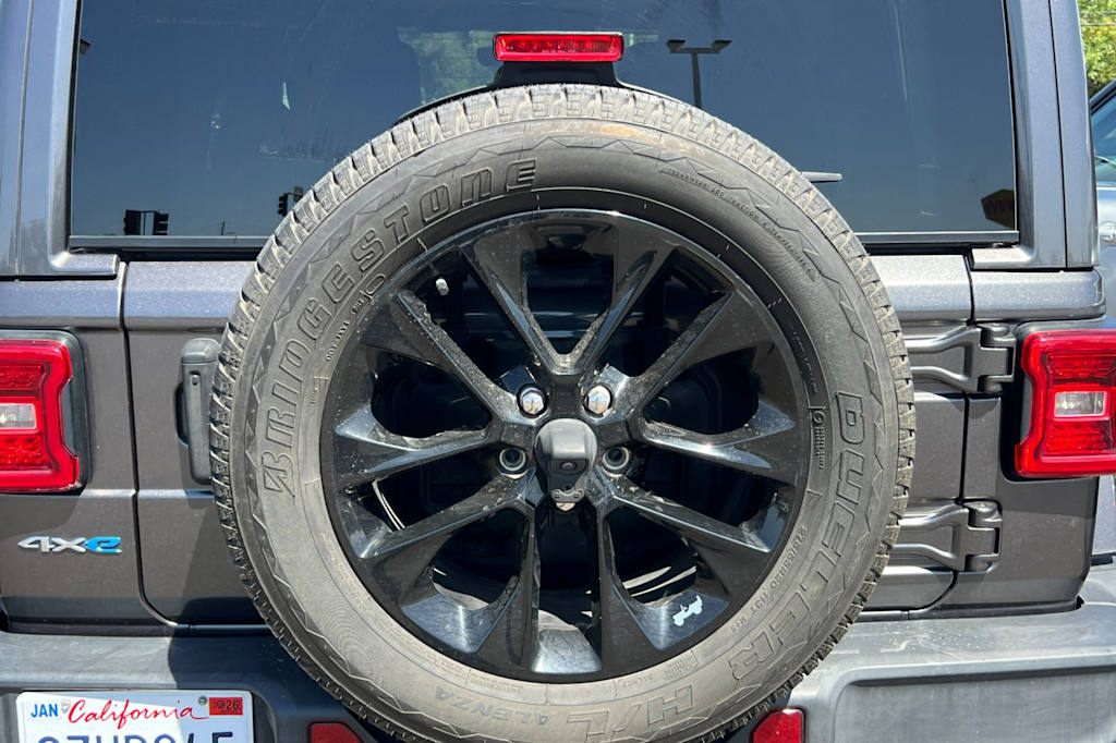 Thumbnail: 2021 Jeep Wrangler - 19