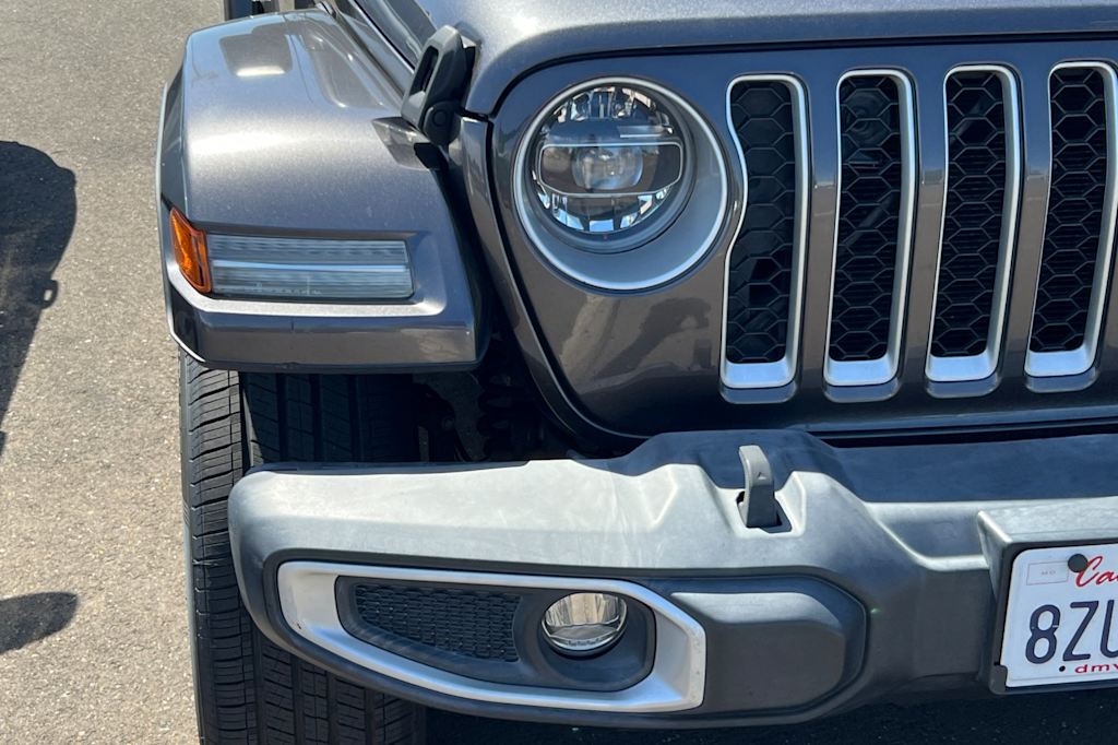 Thumbnail: 2021 Jeep Wrangler - 15