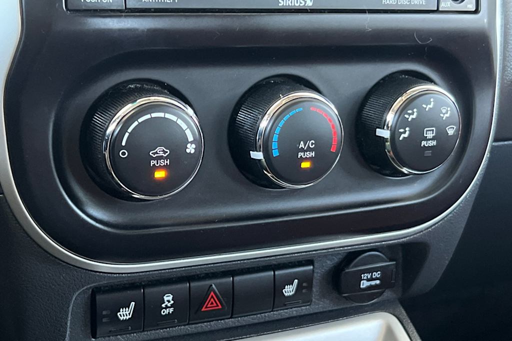 Thumbnail: 2016 Jeep Compass - 25