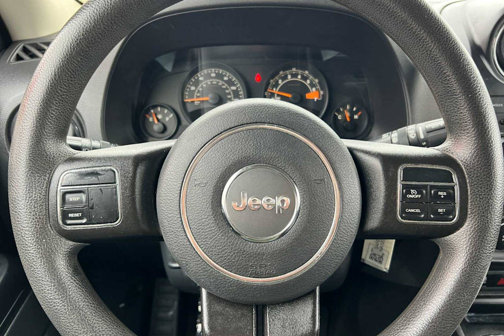 2016 Jeep Patriot Sport 26