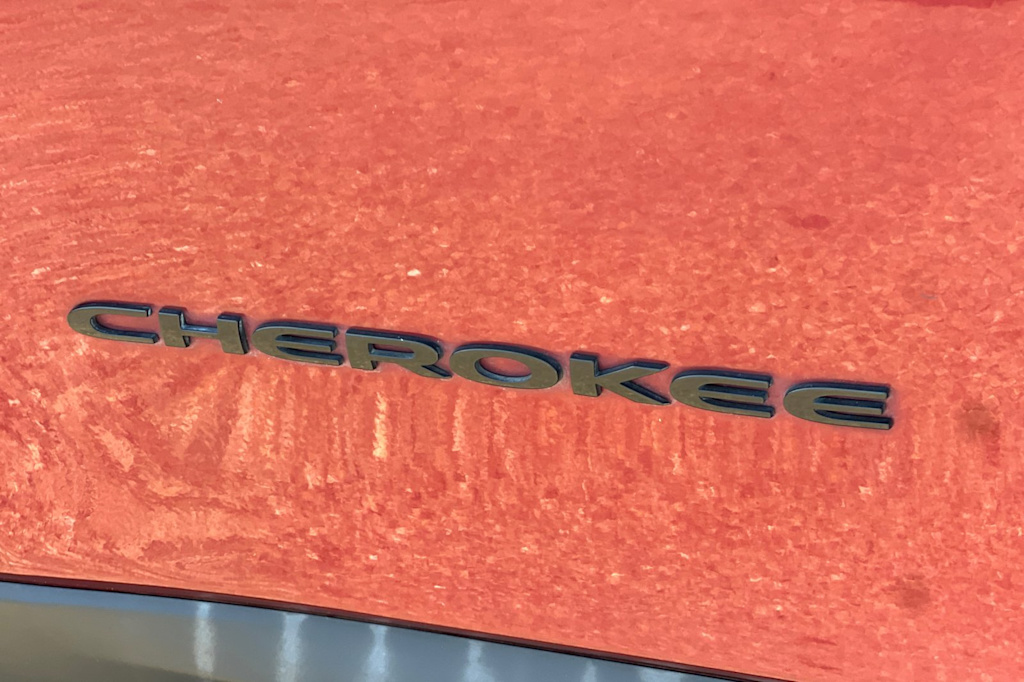 Thumbnail: 2018 Jeep Cherokee - 7