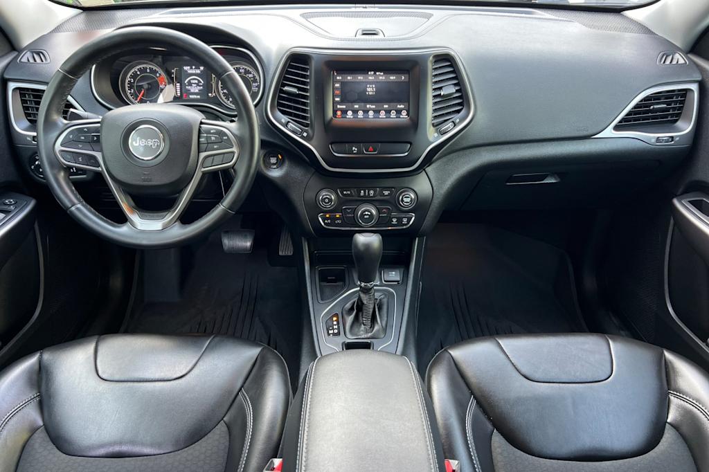 Thumbnail: 2019 Jeep Cherokee - 2