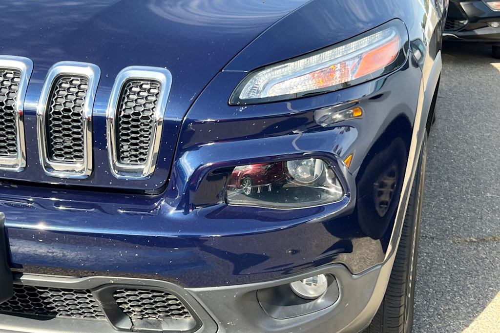 Thumbnail: 2015 Jeep Cherokee - 12