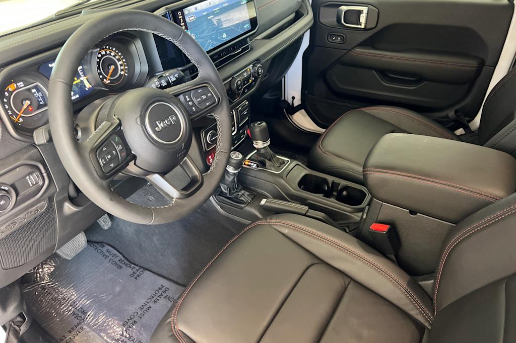 Thumbnail: 2025 Jeep Wrangler - 9