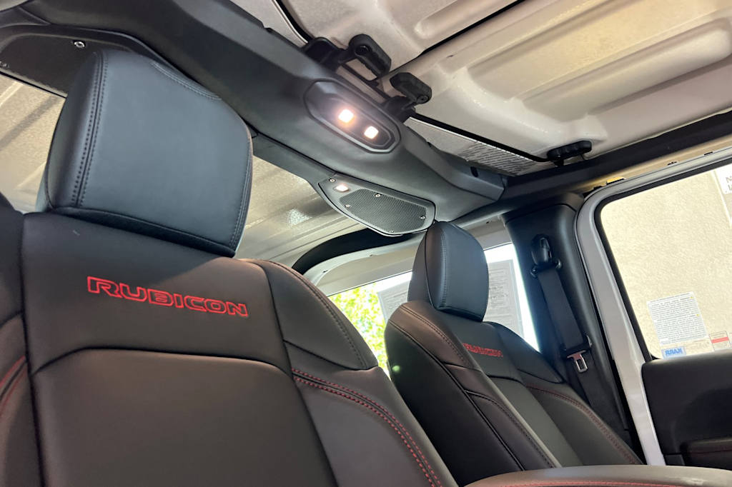 Thumbnail: 2025 Jeep Wrangler - 23