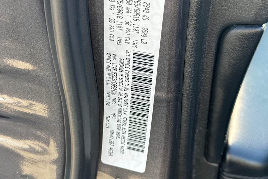 Thumbnail: 2019 Jeep Grand Cherokee - 17