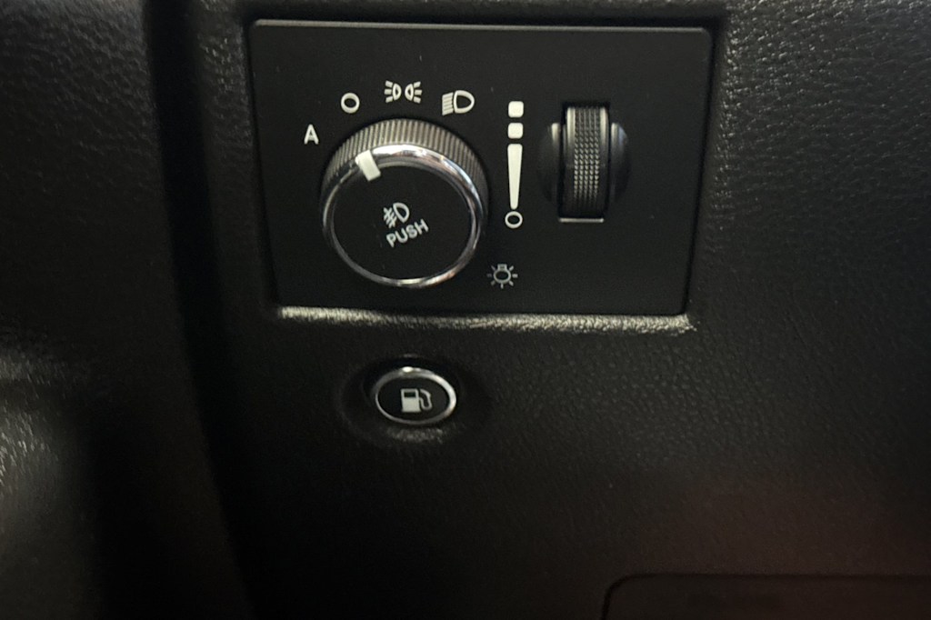 Thumbnail: 2019 Jeep Grand Cherokee - 34