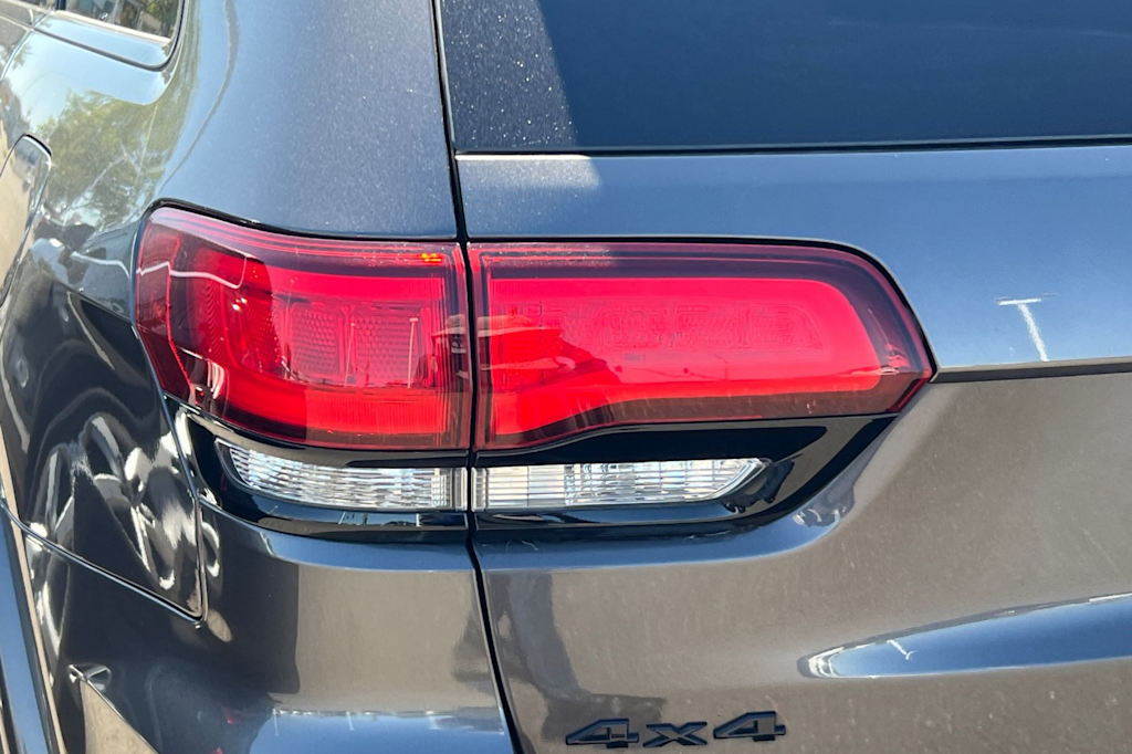 Thumbnail: 2019 Jeep Grand Cherokee - 21