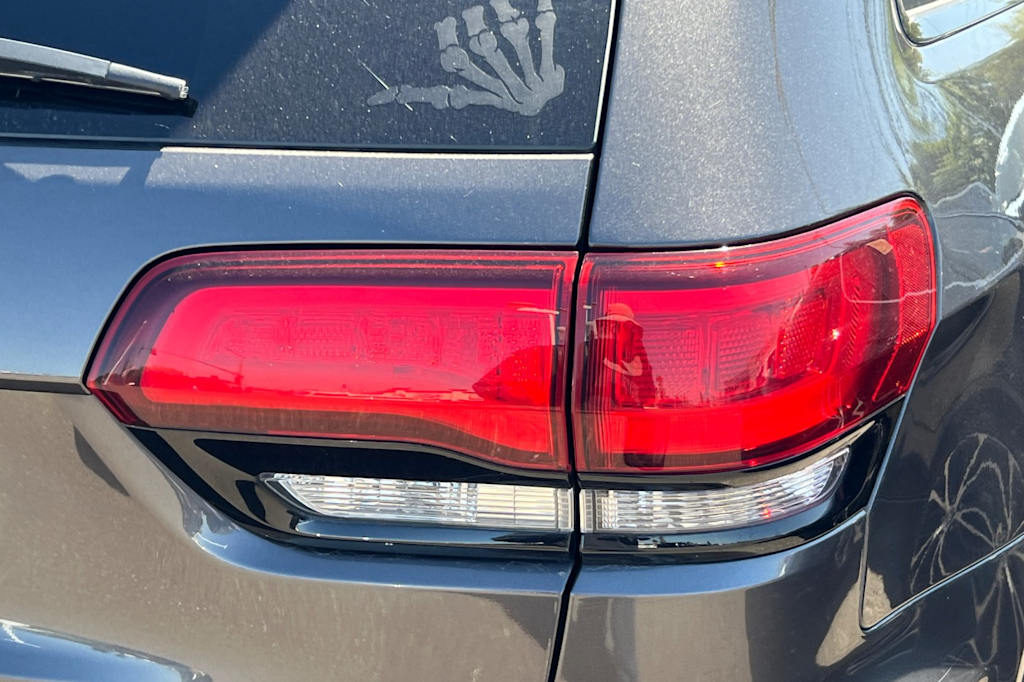 Thumbnail: 2019 Jeep Grand Cherokee - 19