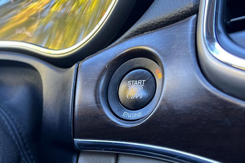 Thumbnail: 2015 Jeep Grand Cherokee - 26