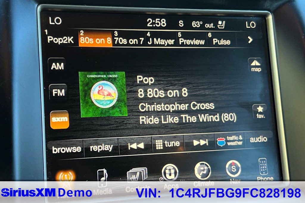 Thumbnail: 2015 Jeep Grand Cherokee - 29