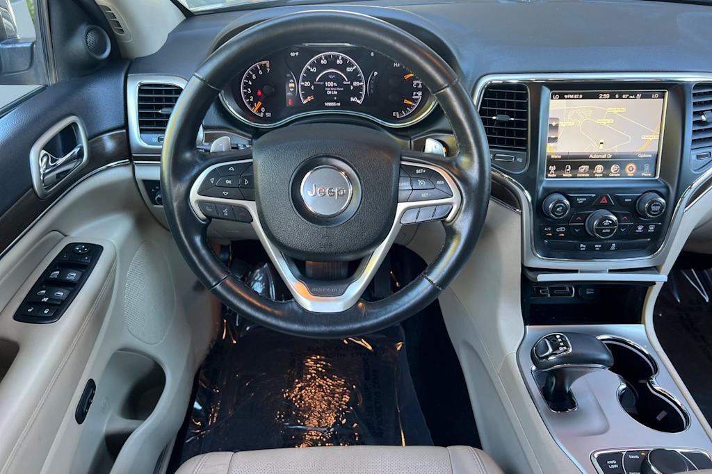 Thumbnail: 2015 Jeep Grand Cherokee - 10