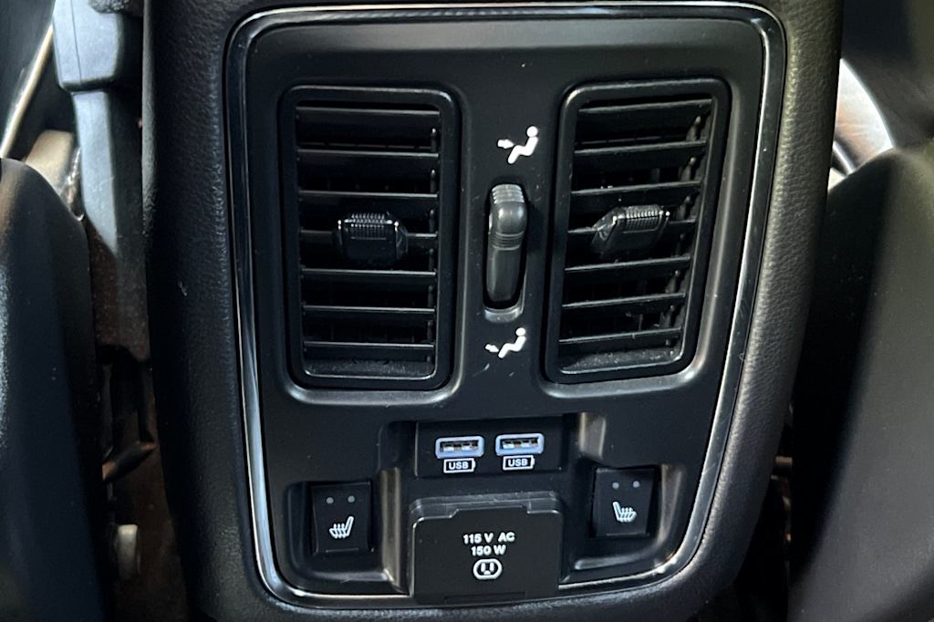 Thumbnail: 2014 Jeep Grand Cherokee - 23
