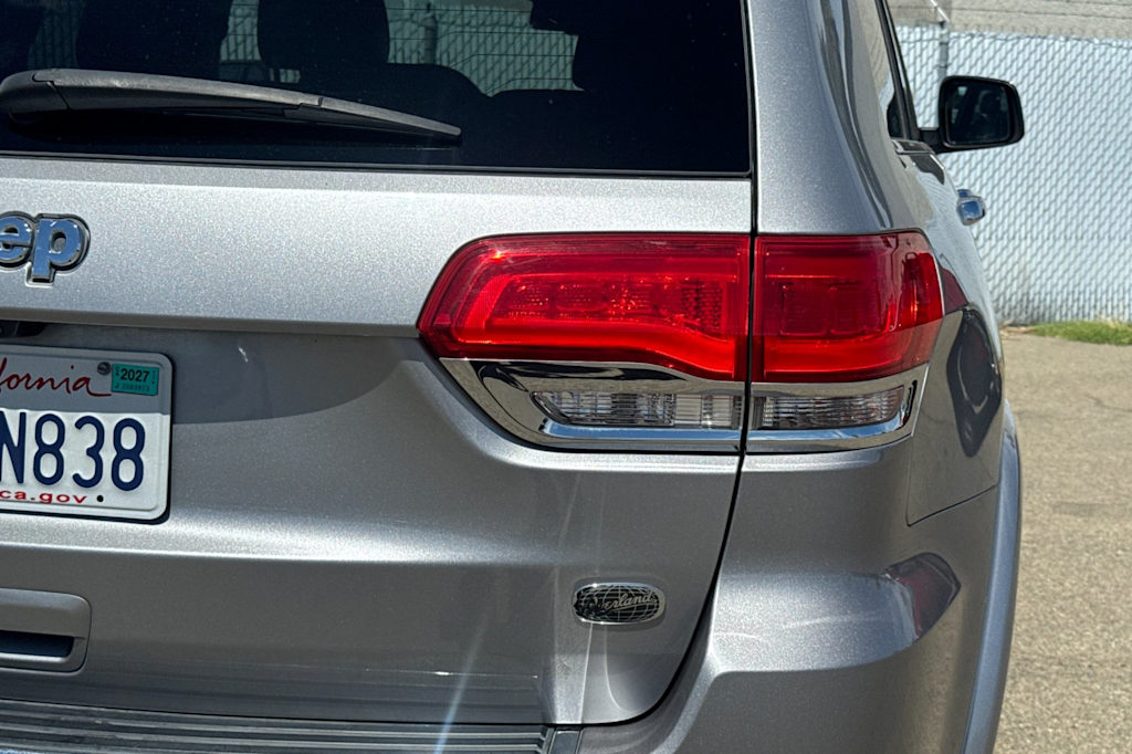 Thumbnail: 2015 Jeep Grand Cherokee - 21