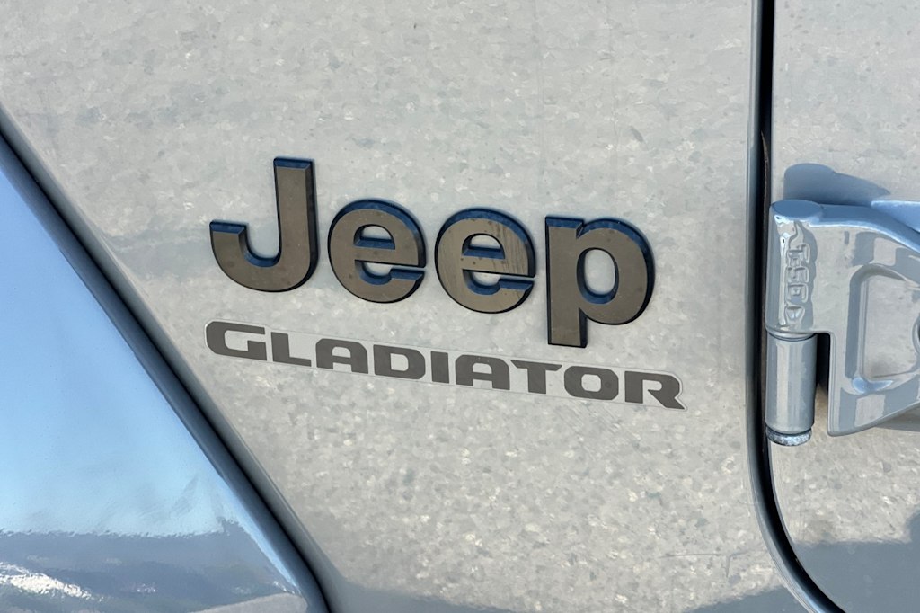 Thumbnail: 2022 Jeep Gladiator - 31