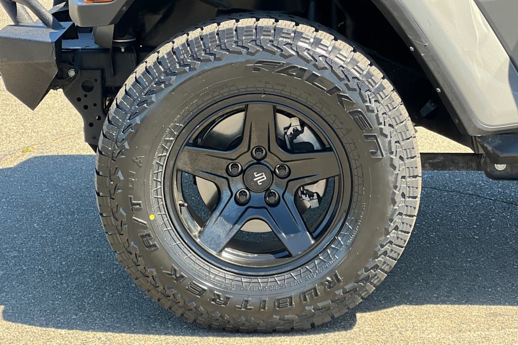 Thumbnail: 2022 Jeep Gladiator - 7